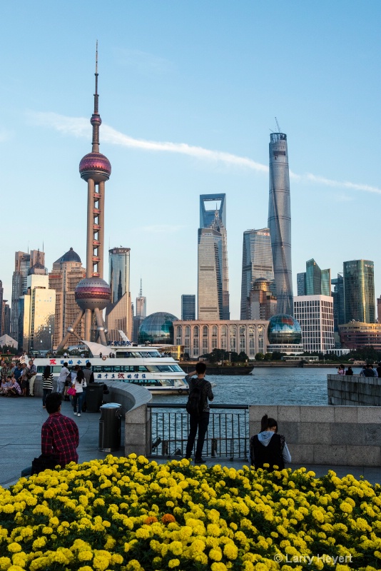View from the Bund- Shanghai, China - ID: 14753960 © Larry Heyert