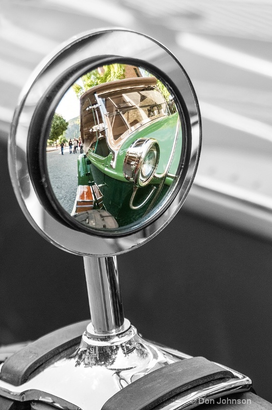Antique Car Mirror with Selective Color 086