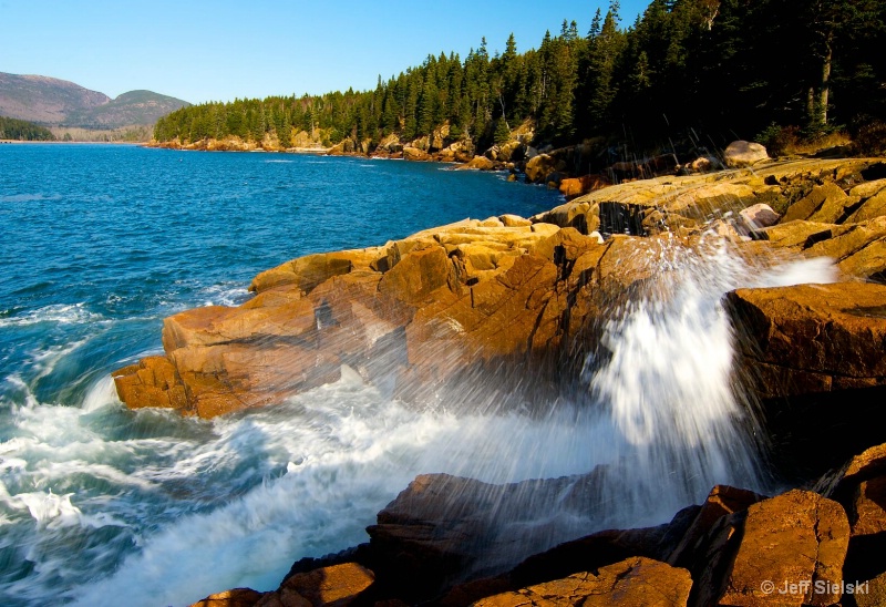 Don't Get Wet!! Otter Cliffs, Acadia NP,Maine