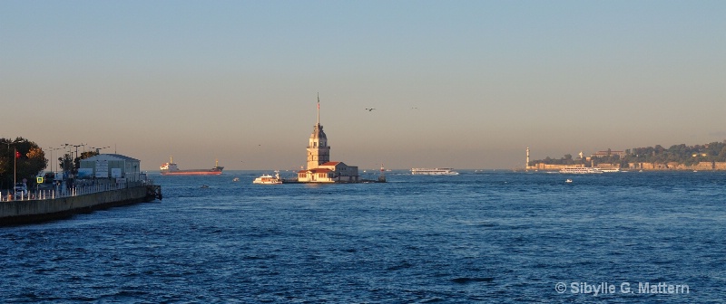 Leander's tower on the Bosporus, Istanbul - ID: 14786800 © Sibylle G. Mattern