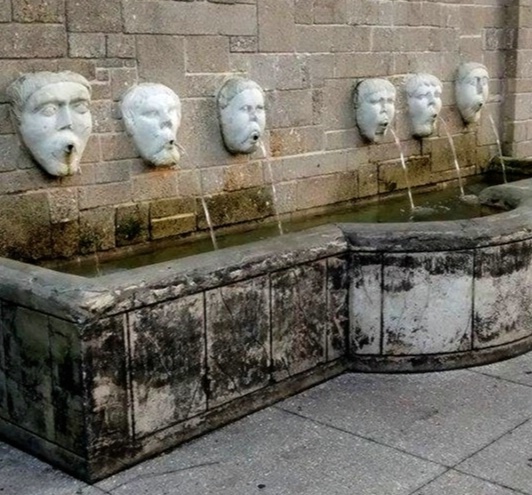 Fountain in Decay