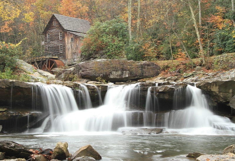 fall waterscape