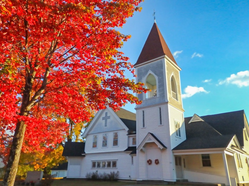 Church and Foliage in North Conway