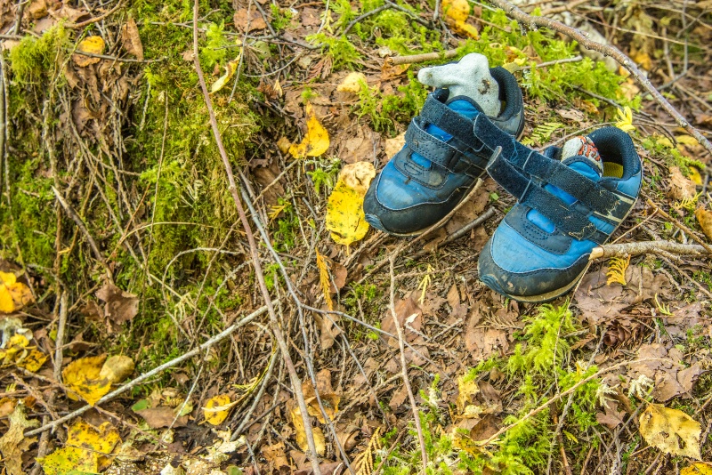 lost pair of shoes - larry citra - ID: 14814505 © Larry J. Citra