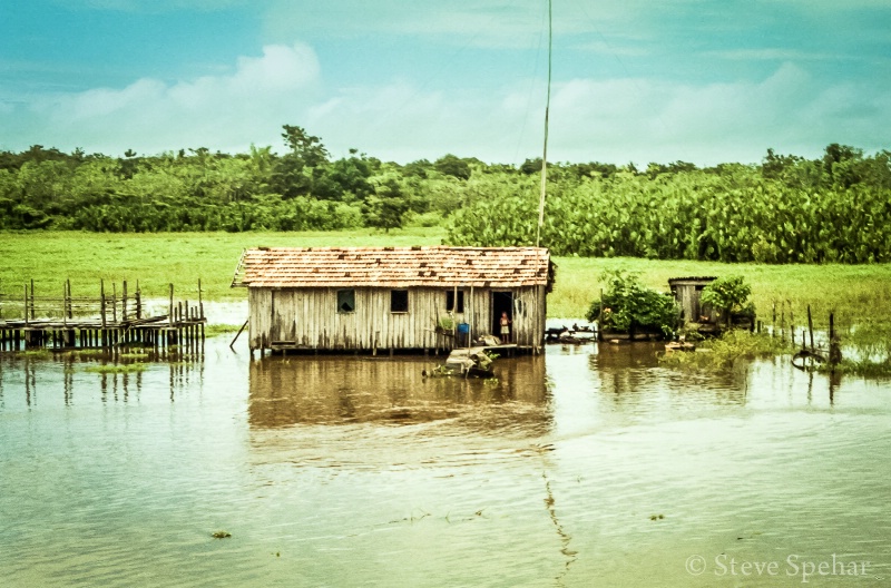 Amazon River House