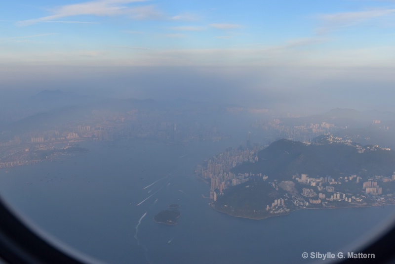 Hongkong from the air - ID: 14840180 © Sibylle G. Mattern