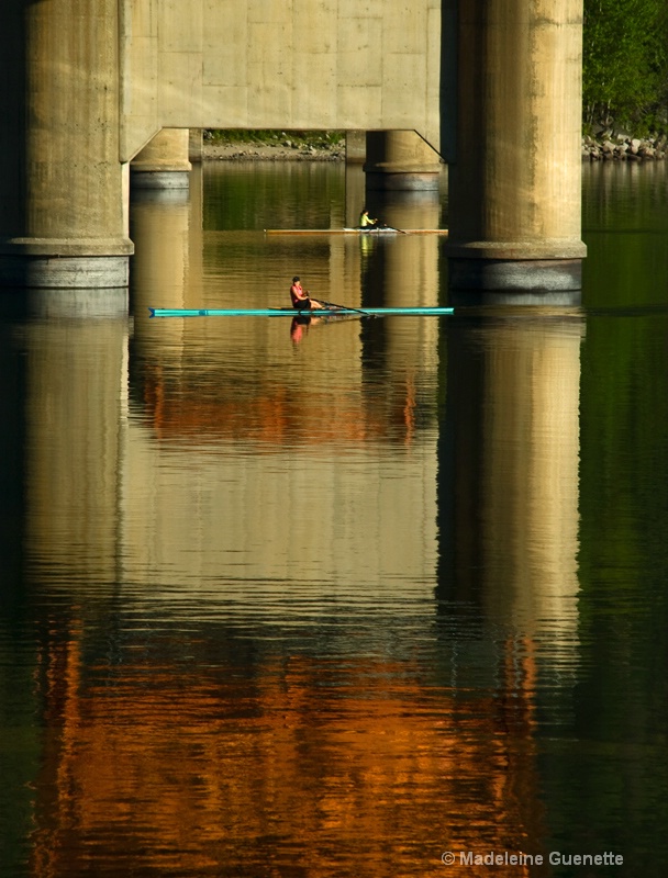 rowing-under-the-bridge