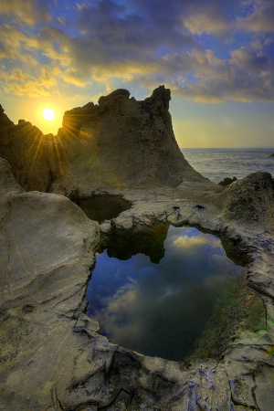 Reflective pond