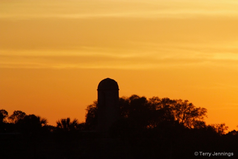 Castillo Sunset - ID: 14883990 © Terry Jennings