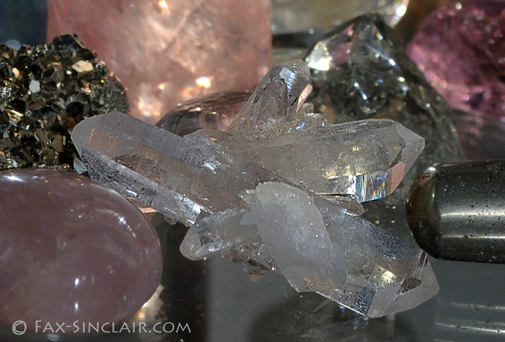 Crystal Points - ID: 14884431 © Fax Sinclair