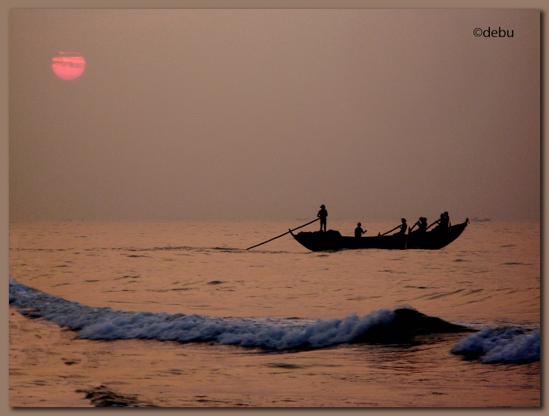 Sunrise at Puri Sea Beach (India)