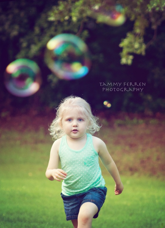 ~~  Emma chases Bubbles  ~~