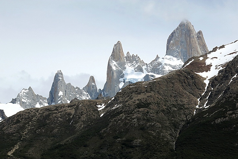 Fitz Roy mount and surrounding peaks