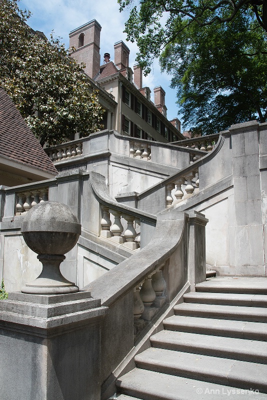 Staircase to the Big House