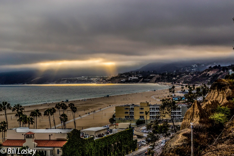 Crepuscular rays over Pacific Palisades