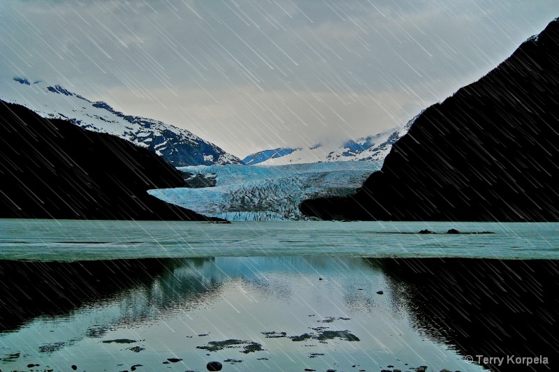 Mendenhall Glacier Juneau Alaska - ID: 14946312 © Terry Korpela