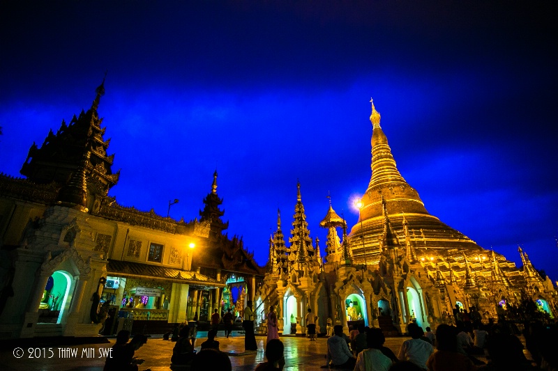Shwe Dagon Pagoda (Night Scene) 1