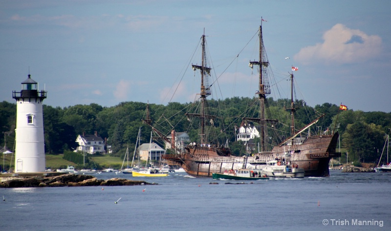 Tall Ship Parade…Portsmouth Harbor Lighthouse