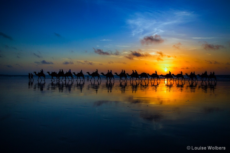 Sunset Camel Ride - ID: 14954505 © Louise Wolbers