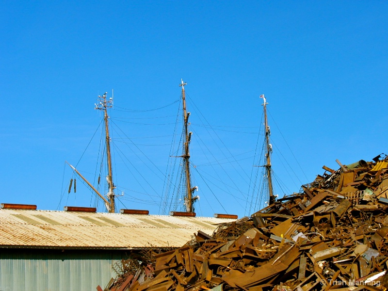 Masts and Metal...