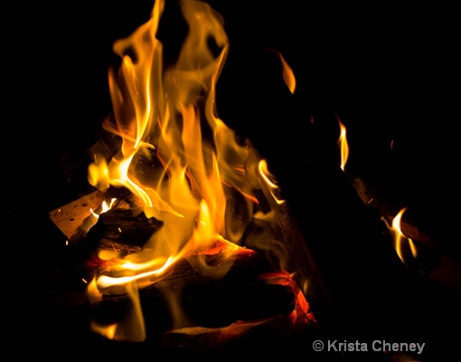 Campfire - ID: 14964233 © Krista Cheney