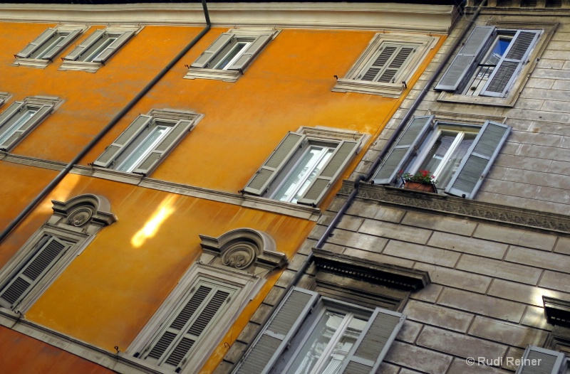 Orange wall, Rome