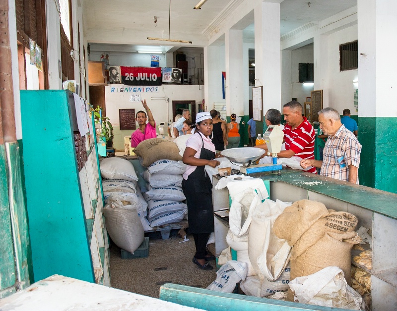 Coffee & Grain Market in Havana