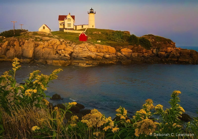 Nubble Light