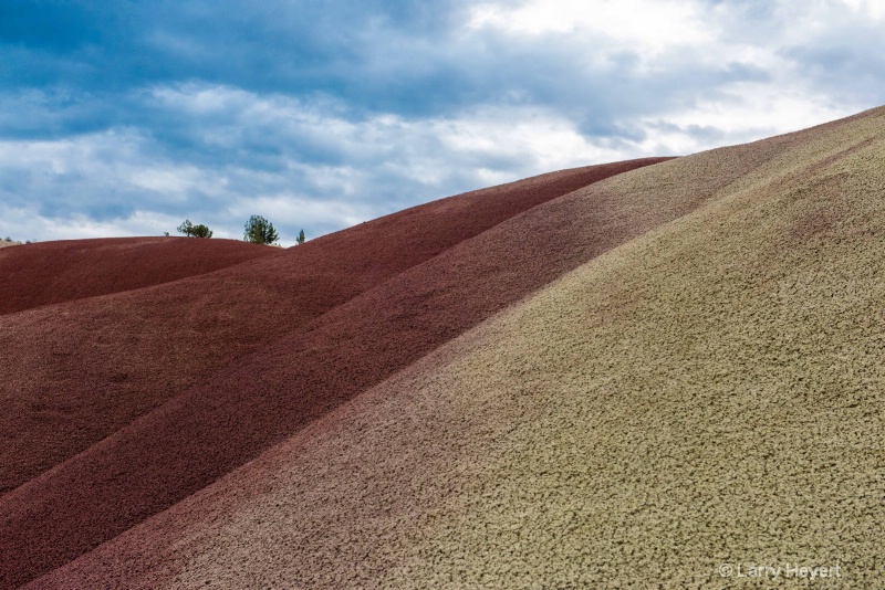 The Painted Hills of Oregon - ID: 14994514 © Larry Heyert