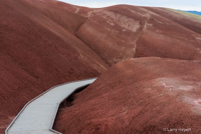 The Painted Hills of Oregon - ID: 14994515 © Larry Heyert