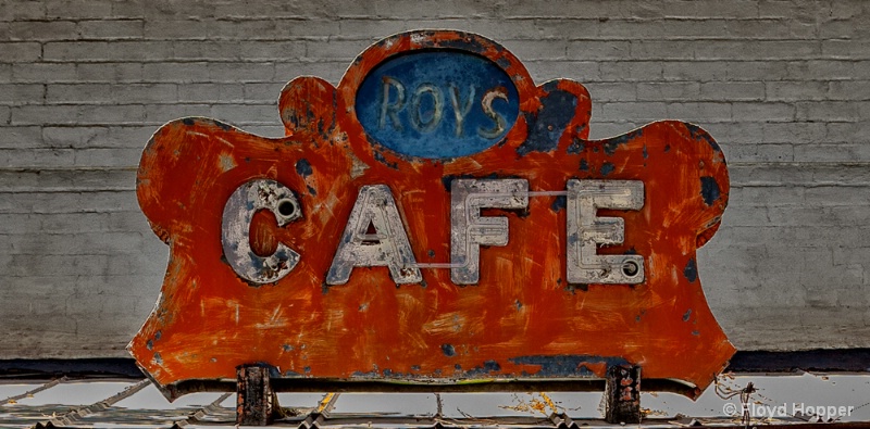 Roys's Cafe Sign