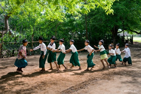 traditional playing game