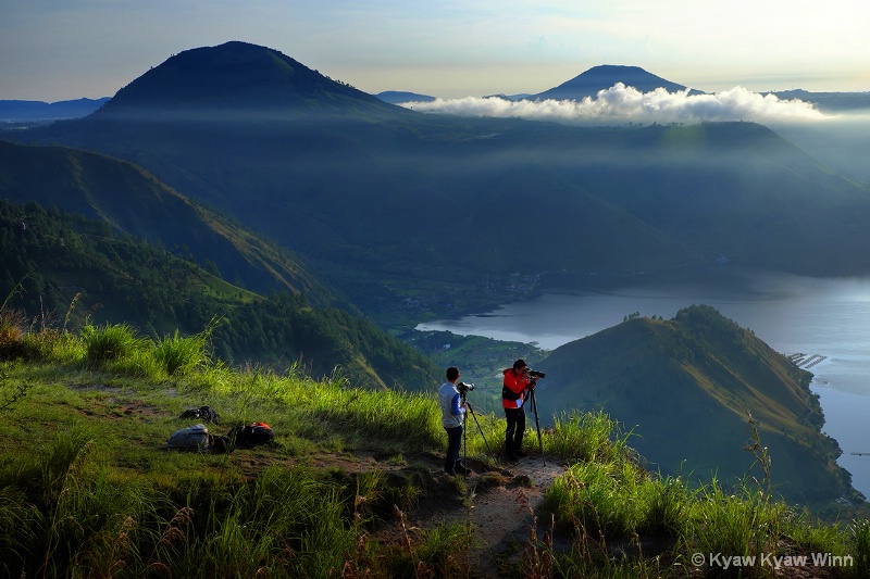 The Photographer and Nature - ID: 15005369 © Kyaw Kyaw Winn