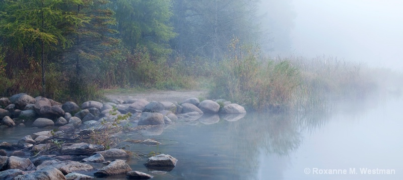 Foggy Mississippi Headwaters - ID: 15006311 © Roxanne M. Westman