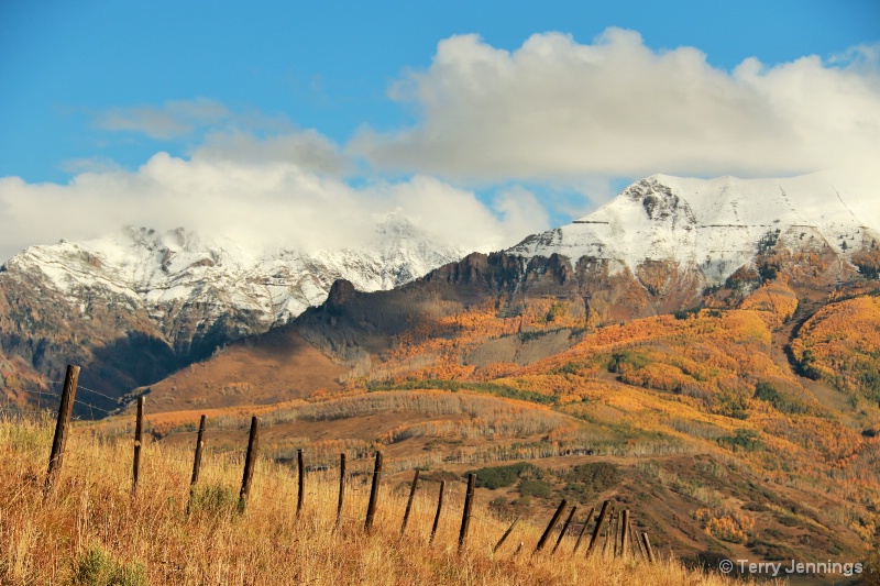 Rocky Mountain Autumn - ID: 15011926 © Terry Jennings