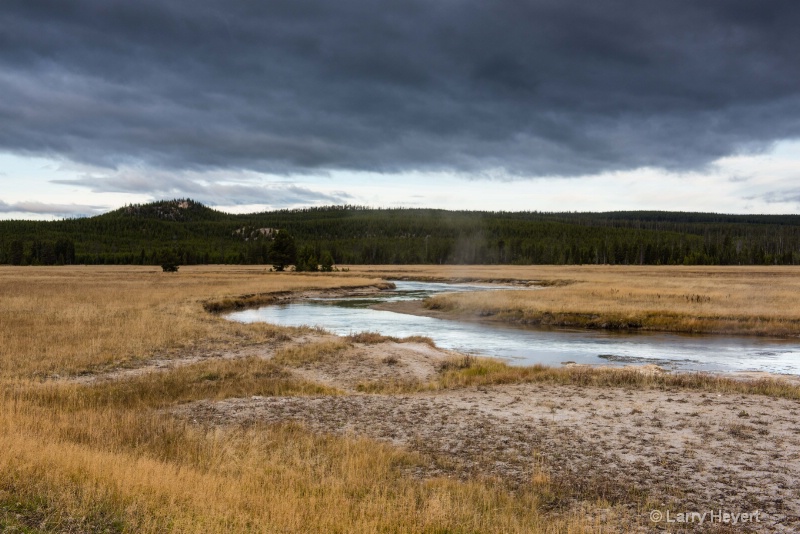 Yellowstone National Park - ID: 15013750 © Larry Heyert