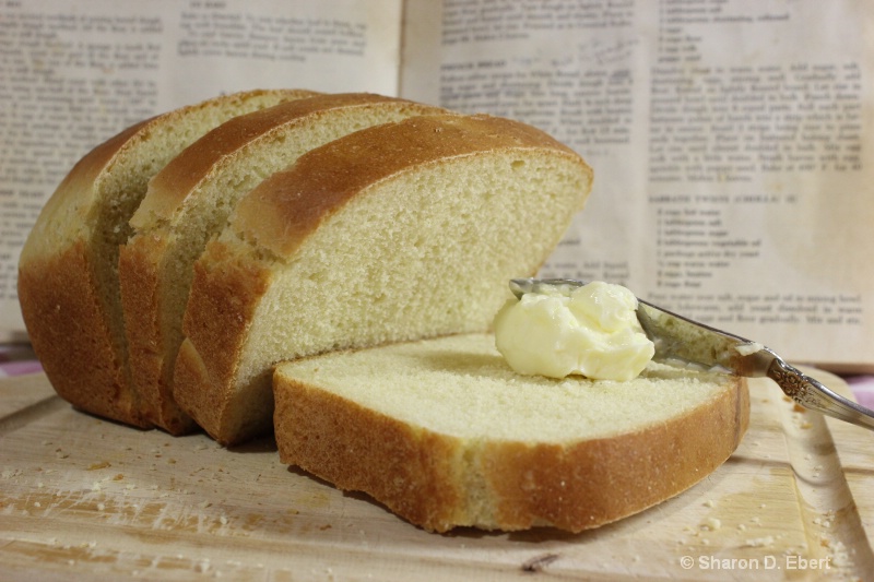 Warm Golden Yellow Semolina Bread & Butter