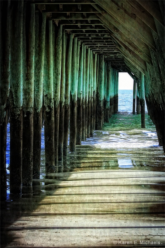 Under the Pier - ID: 15017675 © Karen E. Michaels