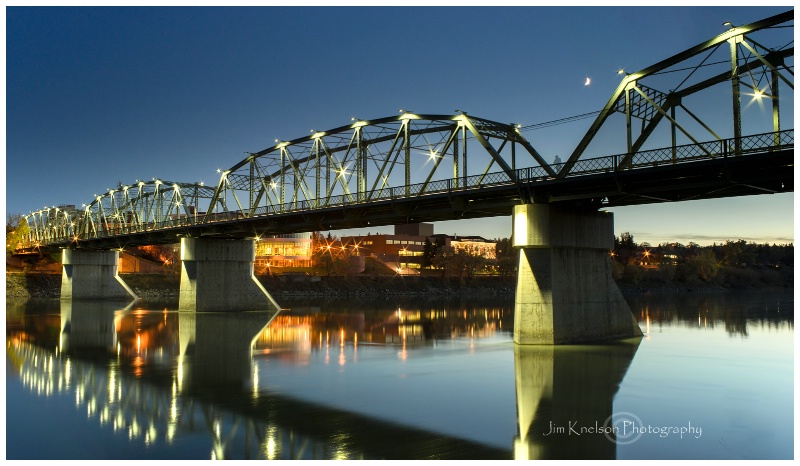 Finlay Bridge October 2015 - ID: 15017778 © Jim D. Knelson