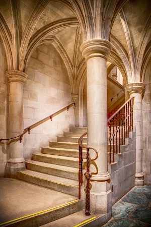 Stairway to Crypt