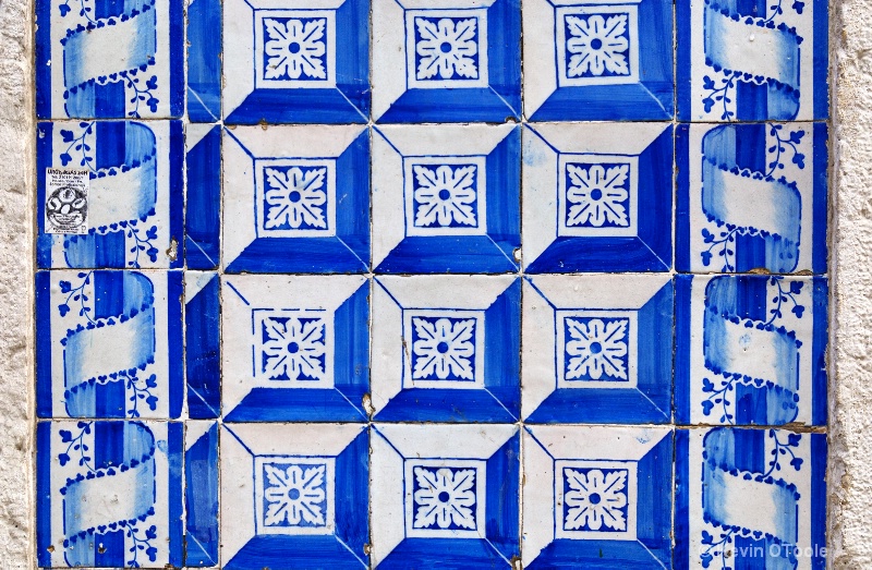 Lisbon Buidling Tiles 3