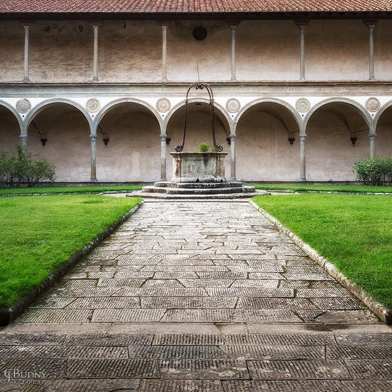 Cloister - ID: 15062092 © Chris Budny