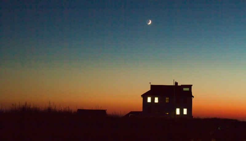 Solitary House