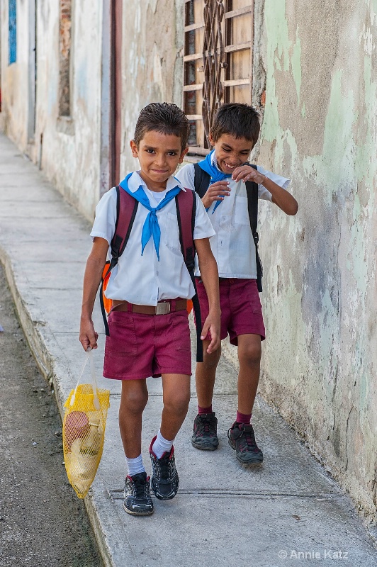 schoolboys - ID: 15076275 © Annie Katz