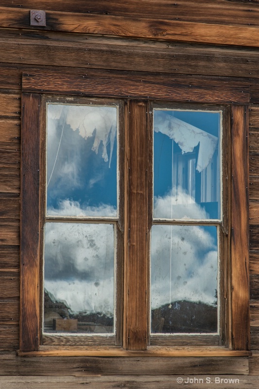 bodie-8335 - ID: 15083406 © John S. Brown