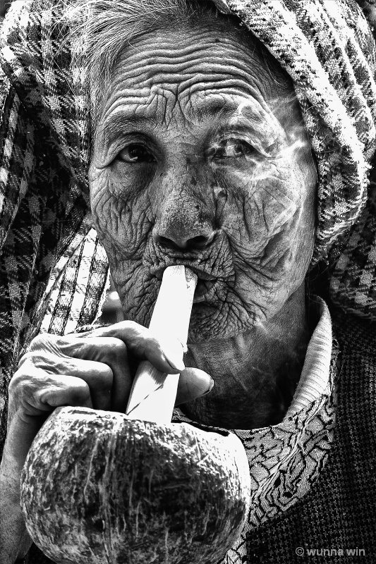 old lady smoking