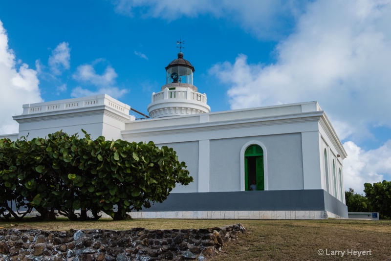 Lighthouse in Puerto Rico - ID: 15088760 © Larry Heyert