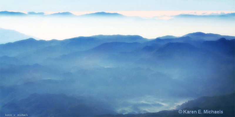 misty mountains - ID: 15091429 © Karen E. Michaels