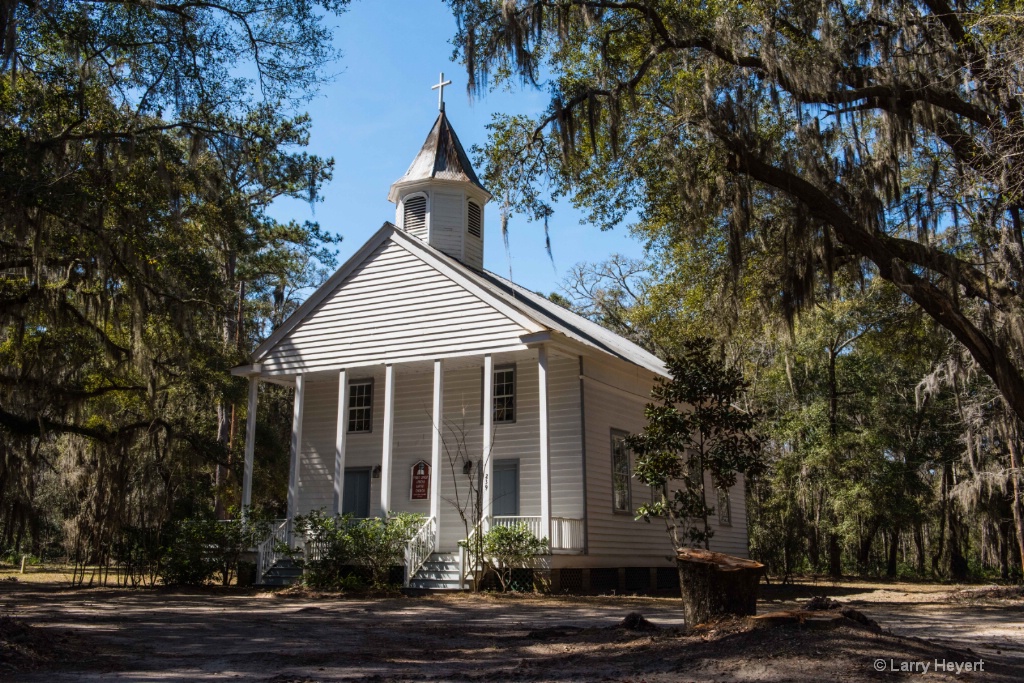 Old Church in South Carolina - ID: 15105747 © Larry Heyert