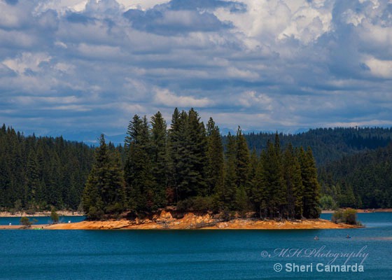 Sly Park Lake - ID: 15109841 © Sheri Camarda